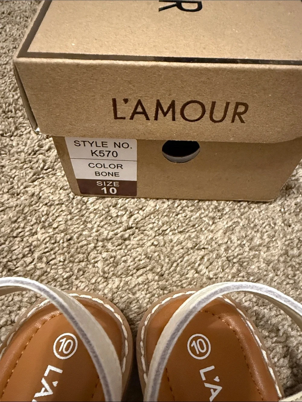 L'Amour White Knot-Front Girls' Sandals